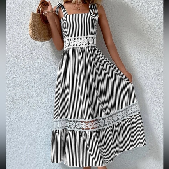 Boho Stripes Floral Lace Strap Tie Shoulder Cami Maxi Dress - Picture 4 of 12